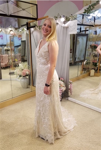 White Rose Bridal Photo Shoot 616405